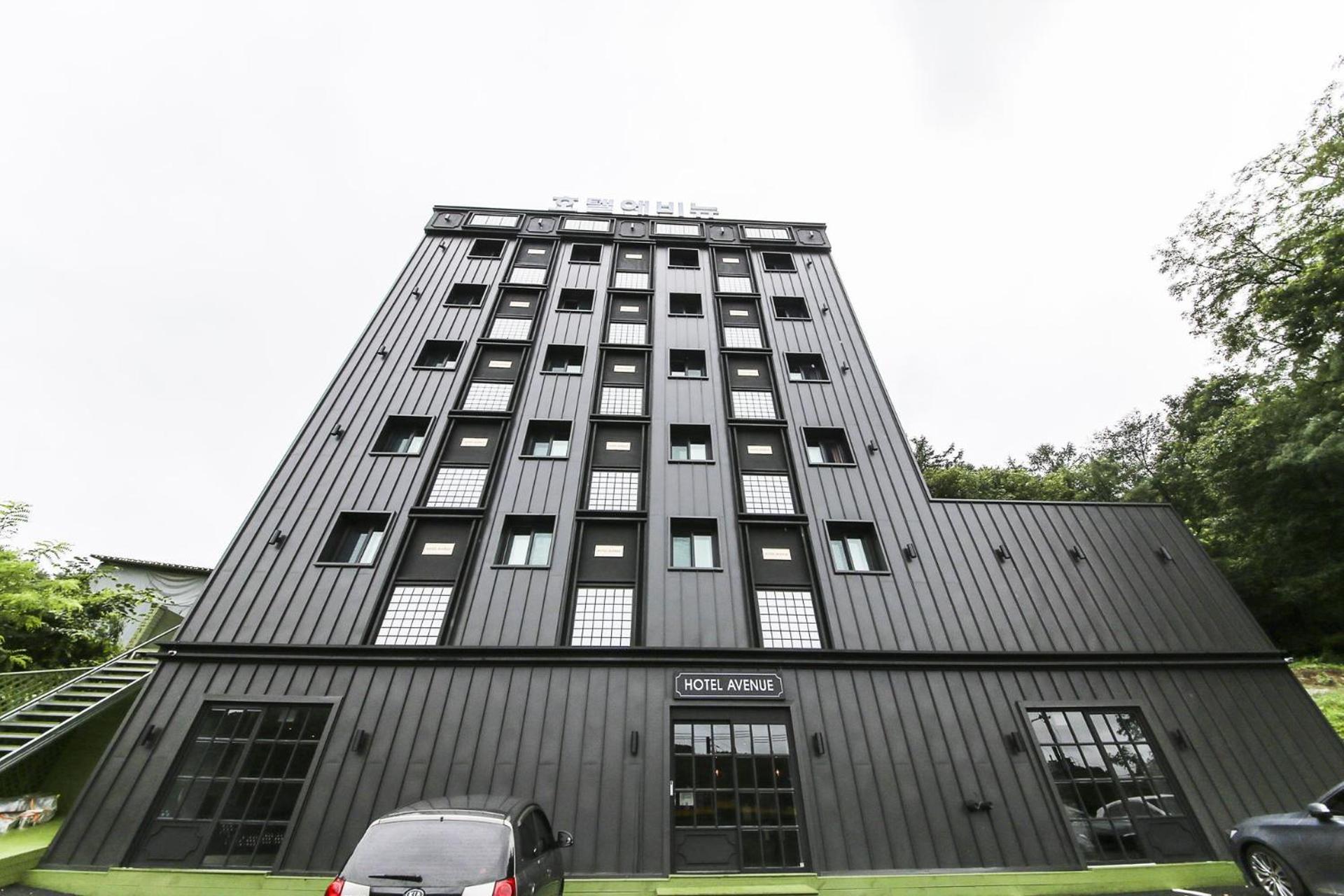 Avenue Hotel Yongin Exteriör bild